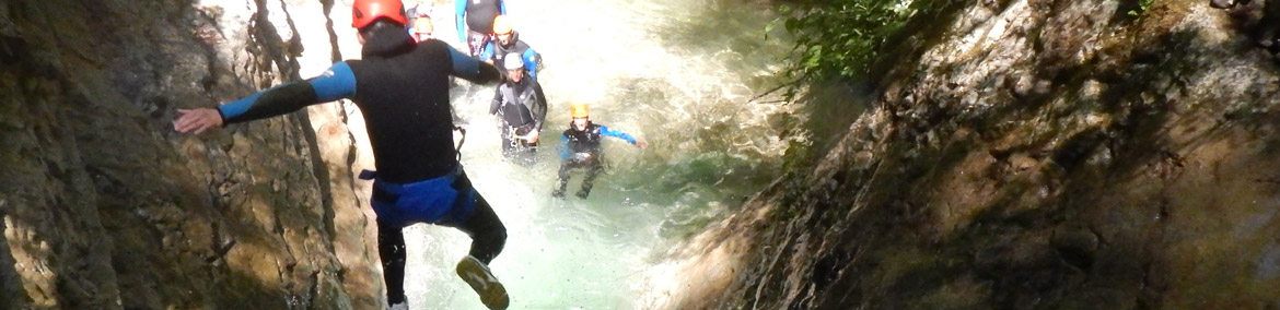 Canyoneering in Ecouges